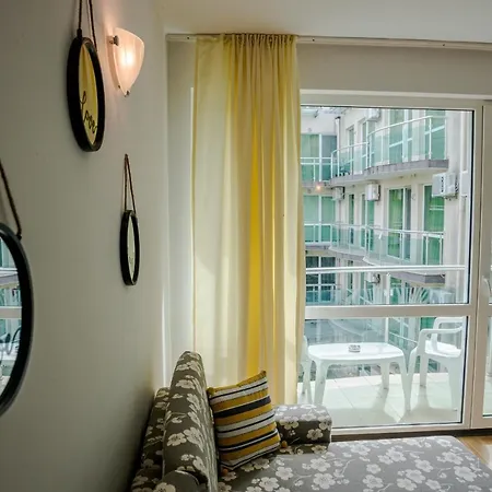 Clara In Sarafovo By Flаt Manаger Апартамент *