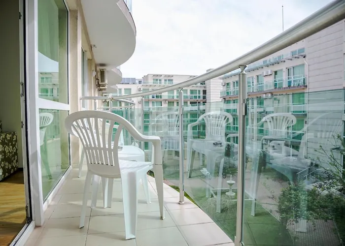 Апартамент Clara In Sarafovo By Flаt Manаger Бургас